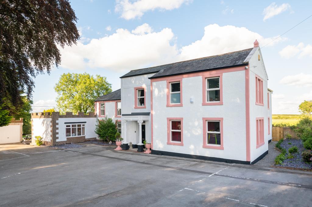 Big Pink House Self Catering Holiday House, Cumbria